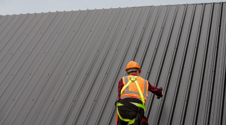 Expert top industrial roofings services in Laurel, IA